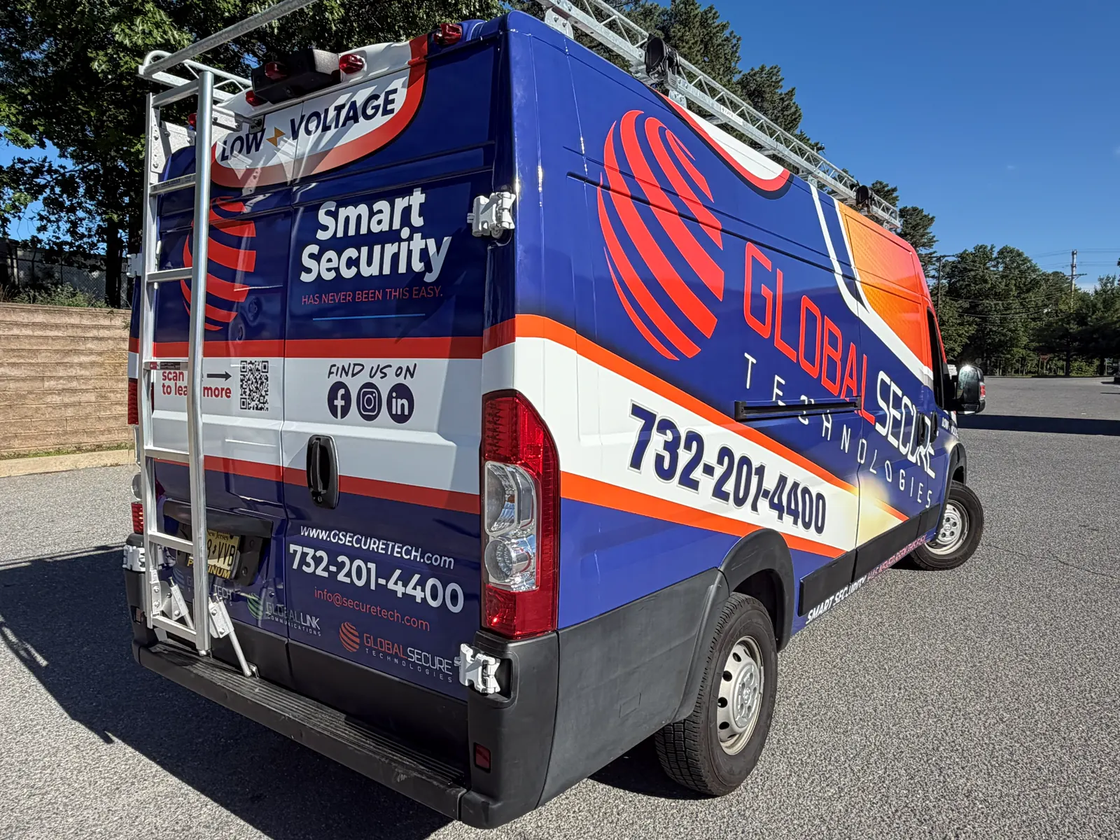 GLOBAL SECURE TECHNOLOGIES full wrap — rear doors